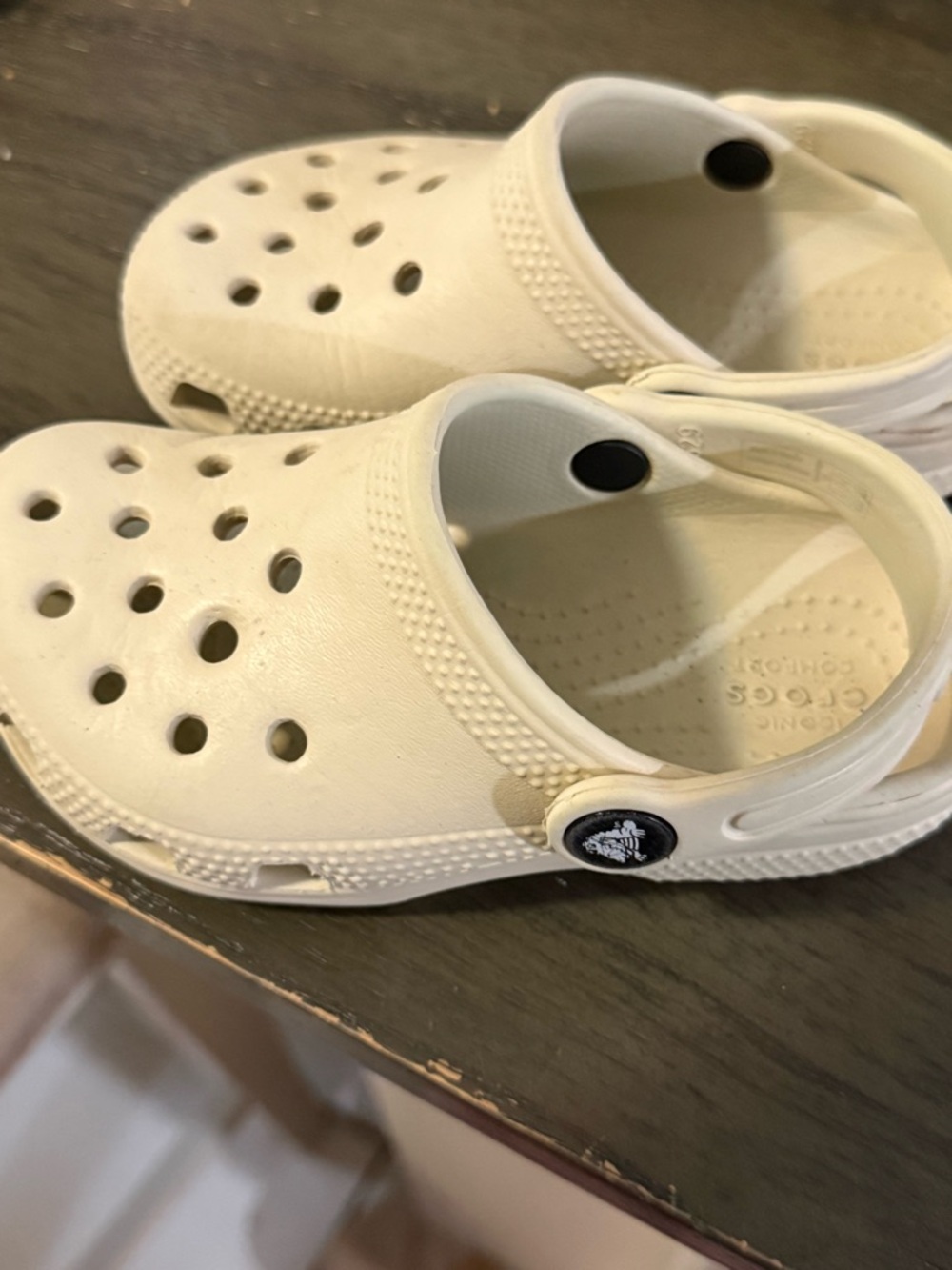 Classic Kids Crocs - Cream